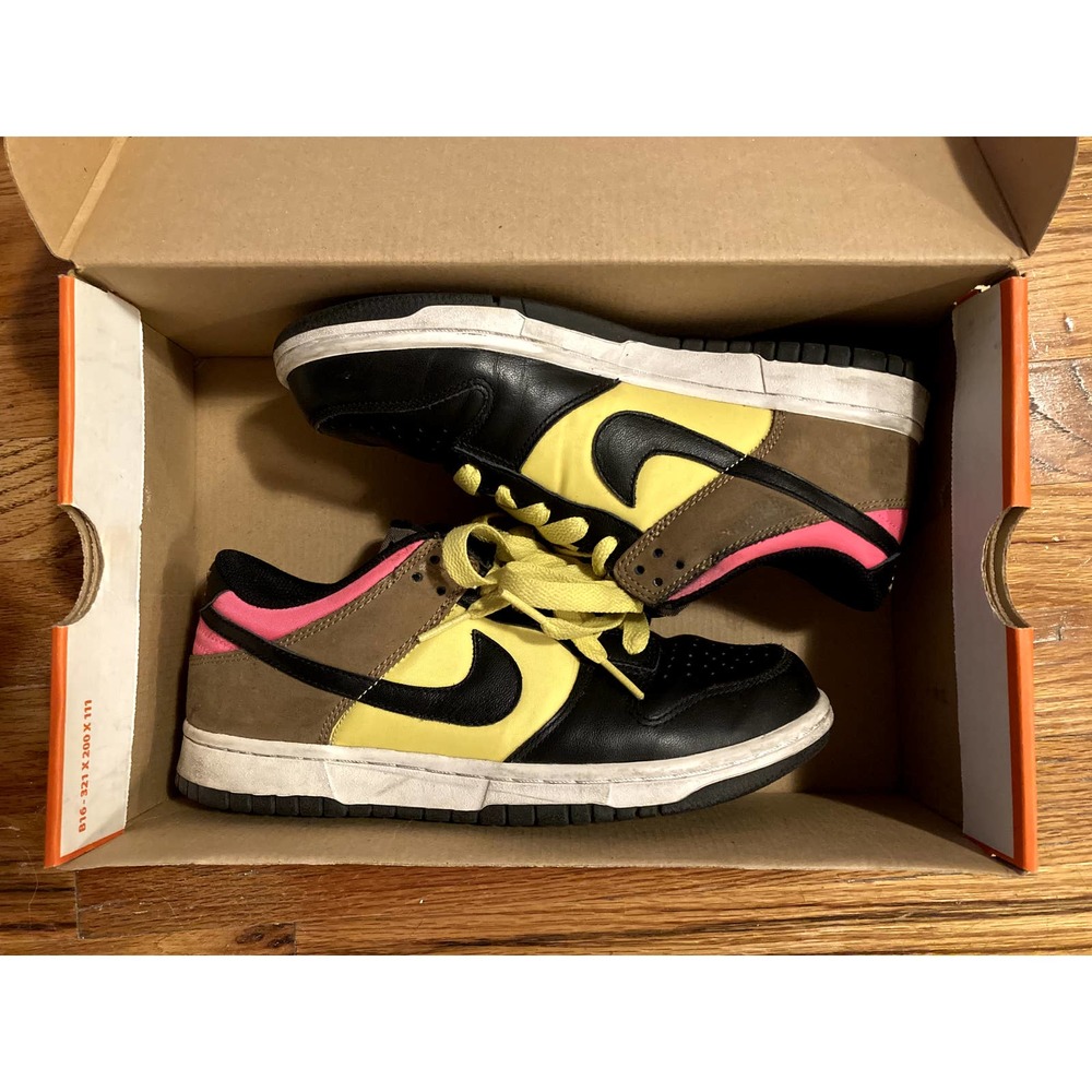 Nike Dunk Black/Ozone/Walnut size 7.5 Womans